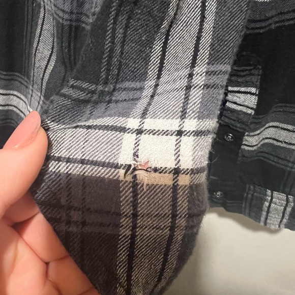 5/$20 Abercrombie and Fitch Flannel - Picture 2 of 4